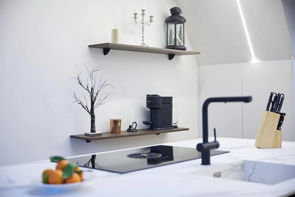 Appartamento Attico Lussuoso Con Spa A 10 Min Dal Duomo Milano