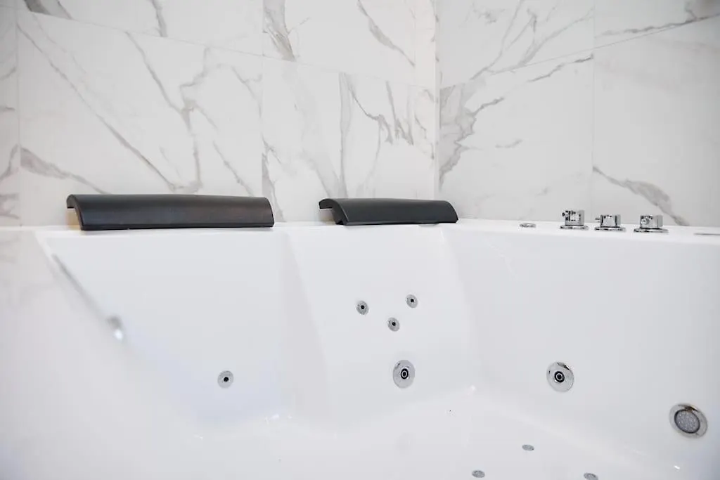 Appartamento Attico Lussuoso Con Spa A 10 Min Dal Duomo Milano Italia