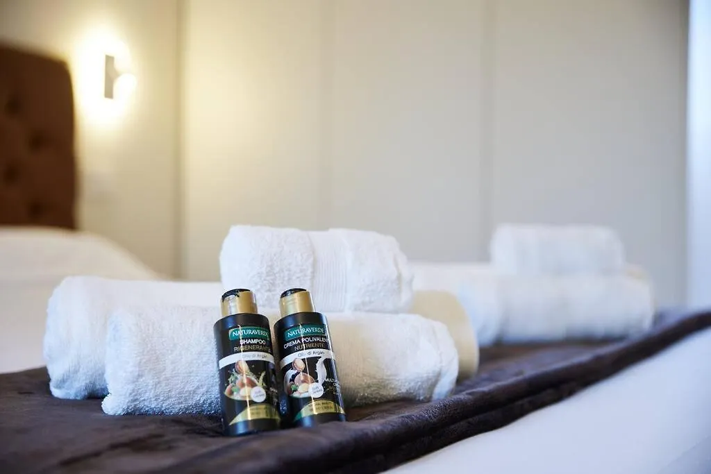 Attico Lussuoso Con Spa A 10 Min Dal Duomo Apartment Milan